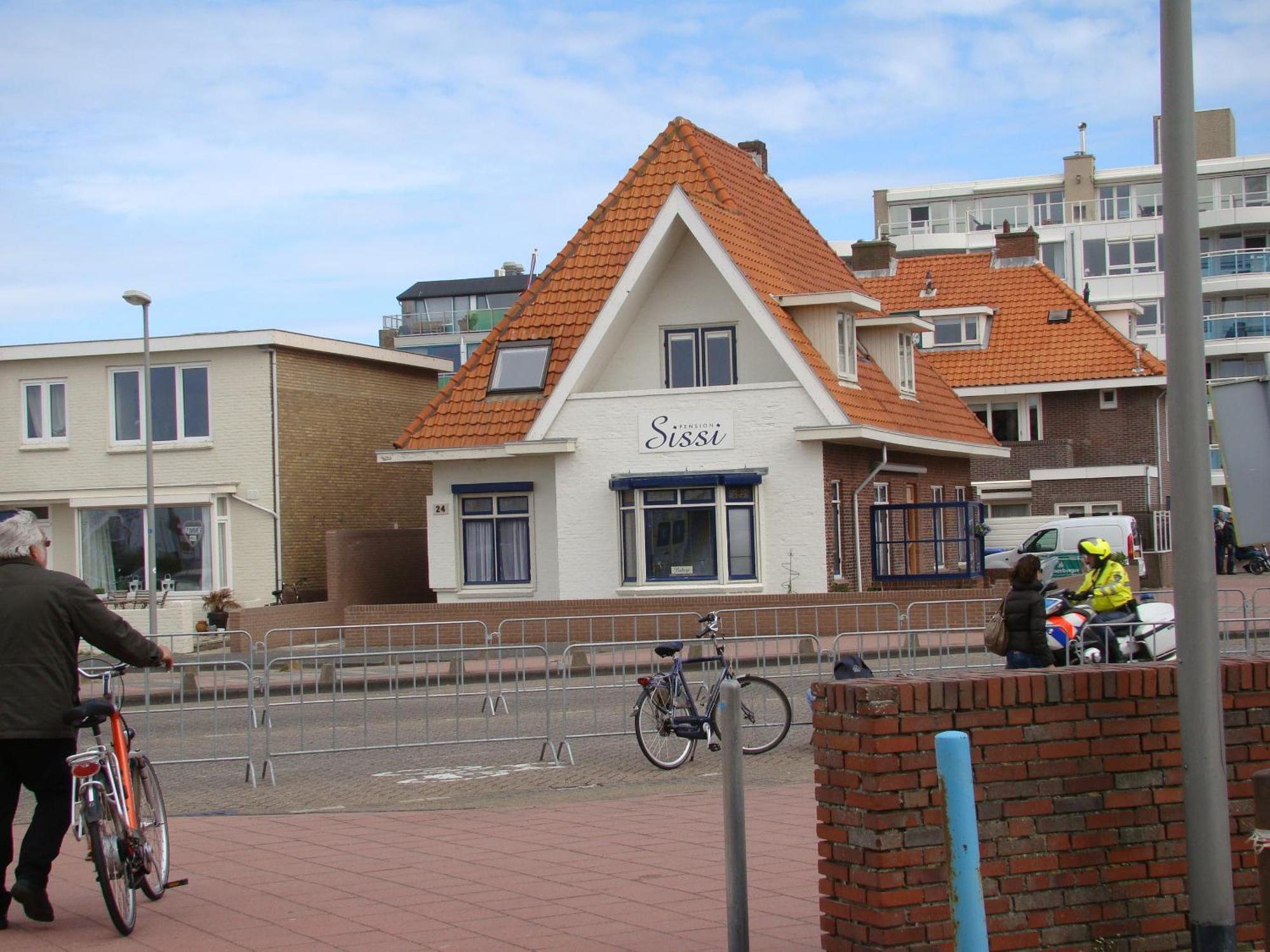 Pension Sissi Zandvoort Exterior photo